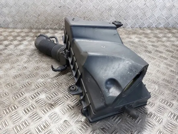 Ilmansuodattimen Kotelo + Resonatori + Imuletku Skoda Octavia I FL image 7