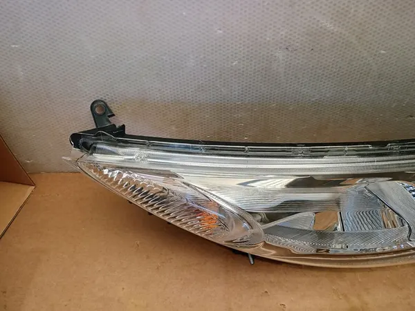 Nissan Juke 2010-2014 Indicador Frontal Esquerdo OEM 26125-1KL0C image 3