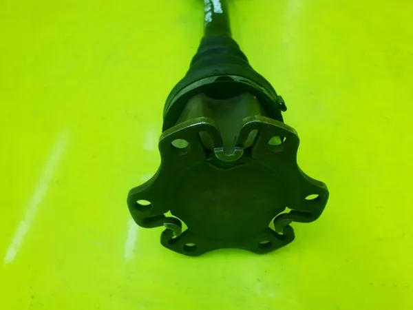 Vänster fram CV-axel Audi A6 C5 Allroad 2.5 TDI image 4