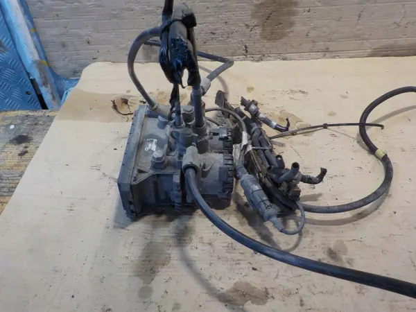 Modulateur ABS EBS Renault Magnum OEM 20828241 image 4