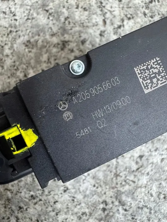 Handremknop Mercedes C-Klasse W205 2014-2021 A205 905 66 03 image 2