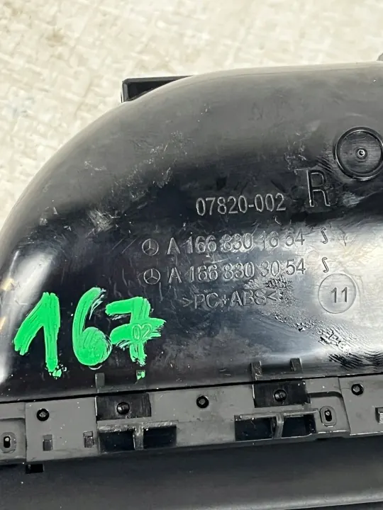 Mercedes GLS 167 Oikea Tuuletusritilä OEM 1668301654 image 6
