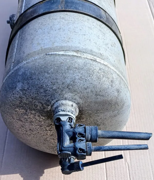 Ilmasäiliö 30L OEM 98412835 Iveco Stralis Hi-Way:lle image 5