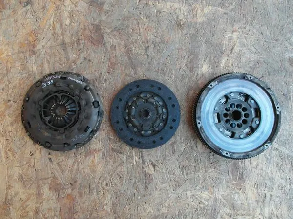 A3 8P TT 8J QUATTRO GOLF V R32 4MOTION EMBREAGEM image 2