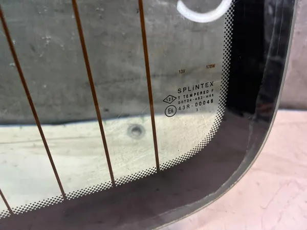 Vidrio puerta trasera derecha OEM Opel Movano A lift image 6
