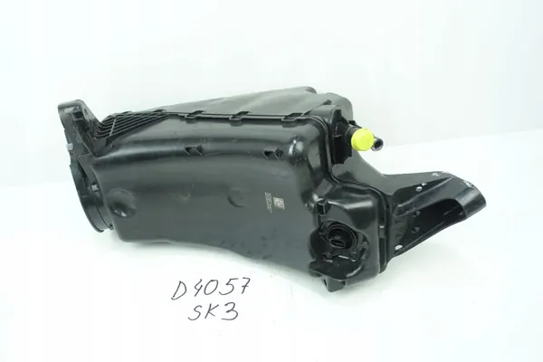 AdBlue-säiliö OEM 5R3131877C VW Caddy IV 2020- image 3