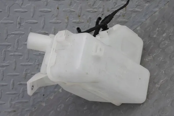 Scheibenwaschanlage Behälter MG OE 11115735HSII - Gebraucht image 3