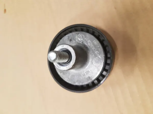 Audi RS4 B9 2.9 DEC Rolka 06M903341D image 2