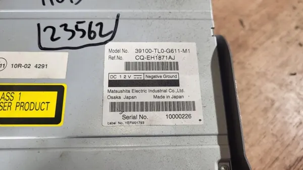 Cambiador CD OEM 39100-TL0-G611-M1 para Honda Accord VIII image 4