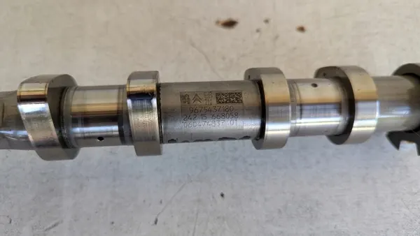 Árbol de levas Peugeot Citroen 1.2 VTI 9675437180 image 2