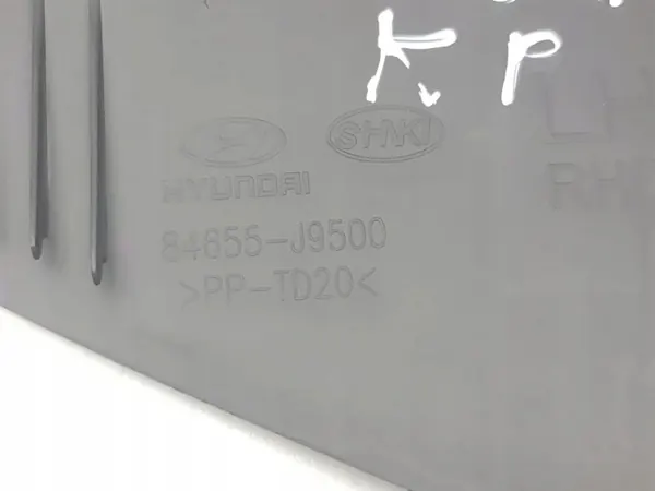 Hyundai Kona Tunnel-Seitenabdeckung OEM 84655J9500 image 5