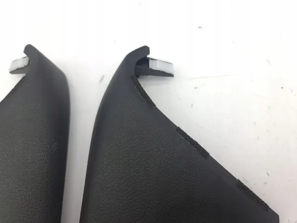 Hyundai Kona Tunnel-Seitenabdeckung OEM 84655J9500 image 6