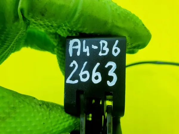 Cerradura de capó Audi A4 B6 B7 8E0823509B image 8