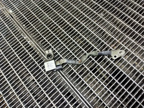 Hyundai negativ polklämma OEM 37180-3Z300 image 2