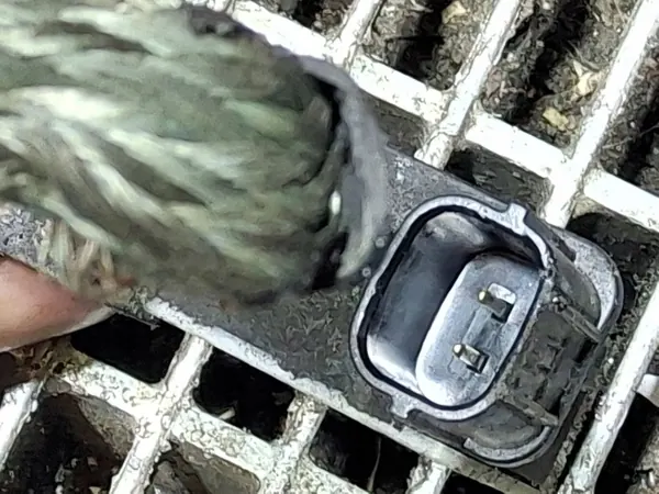 Hyundai negativ polklämma OEM 37180-3Z300 image 4