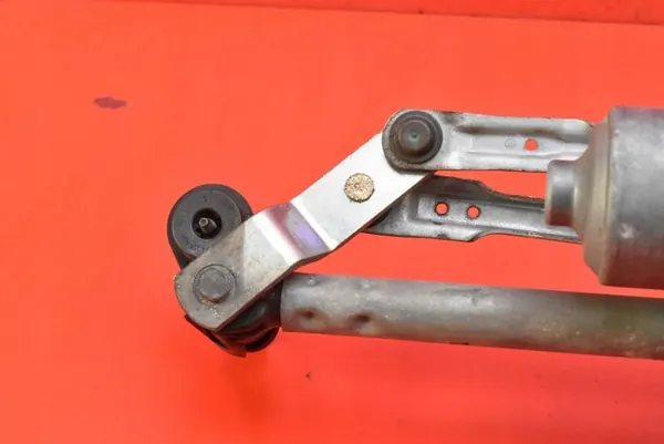 Tuulilasinpyyhkijän moottorin mekanismi etu Skoda Octavia III 17-20 5E1955023B image 3