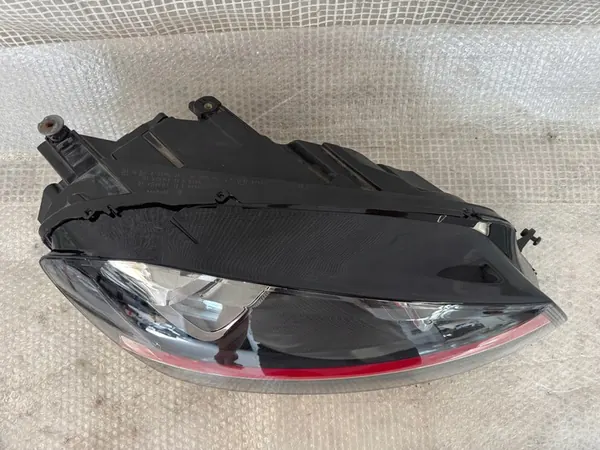 VW GOLF VII 7 GTI Farol Direito image 2