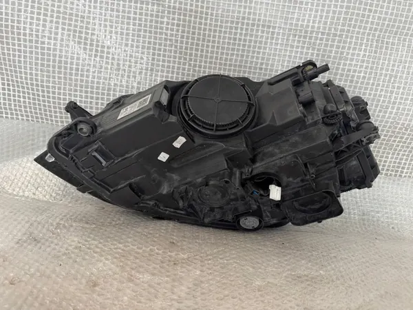 VW GOLF VII 7 GTI Farol Direito image 3