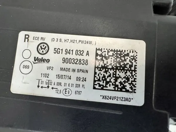 VW GOLF VII 7 GTI Farol Direito image 5