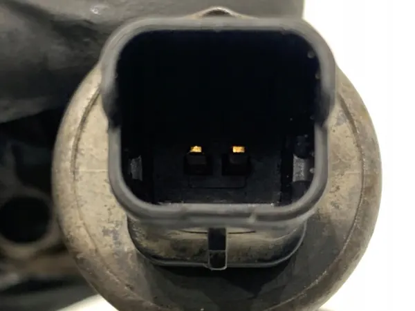 Solenoide de distribución variable OEM V8610388 image 4