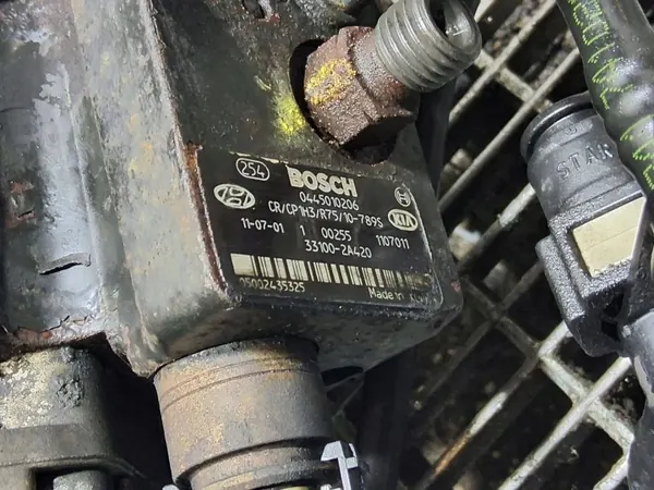 Bomba de inyección Hyundai OE 33100-2A420 usada image 8