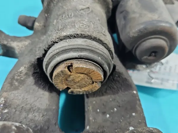 Rechter Hinterradbremszylinder Renault Megane IV TRW image 10