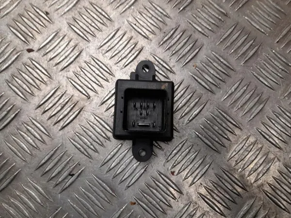 Ford OEM JX61-12B533-AB esilämmitysrele image 2