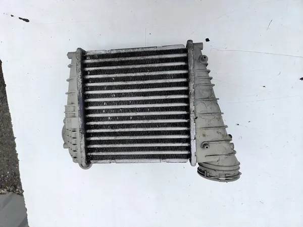 Intercooler Audi A3 8L VW Golf IV TDI 130PS 1J0145803E image 3