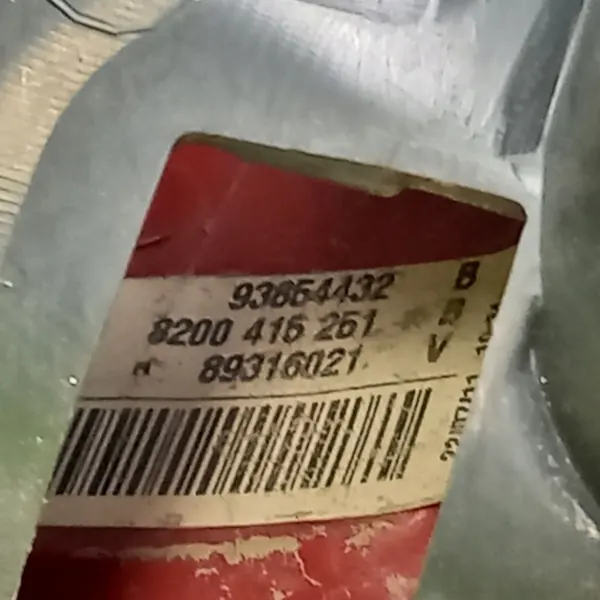 Luz trasera Nissan Primastar 2012 8200415251 image 2