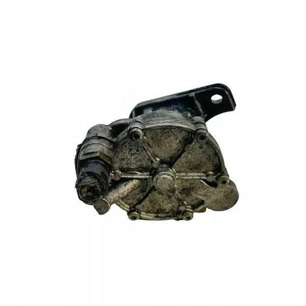 AUDI A6 C4 2.5 TDI Imupumppu 074145100 image 5