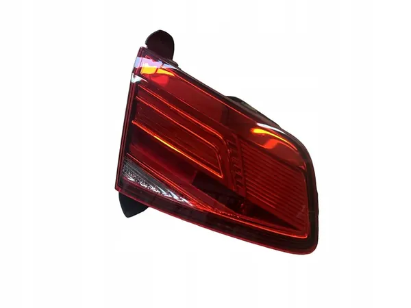 VW Passat B8 Kombi Luz Trasera Izquierda 3G9945093D image 2