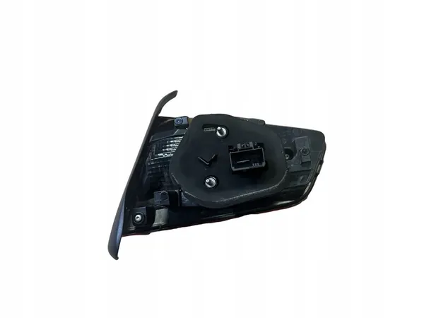 VW Passat B8 Kombi Luz Trasera Izquierda 3G9945093D image 3