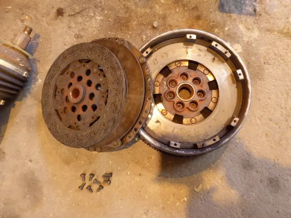 RENAULT ESPACE IV 02-06 Kytkinpainelevy 1.9 DCI image 2