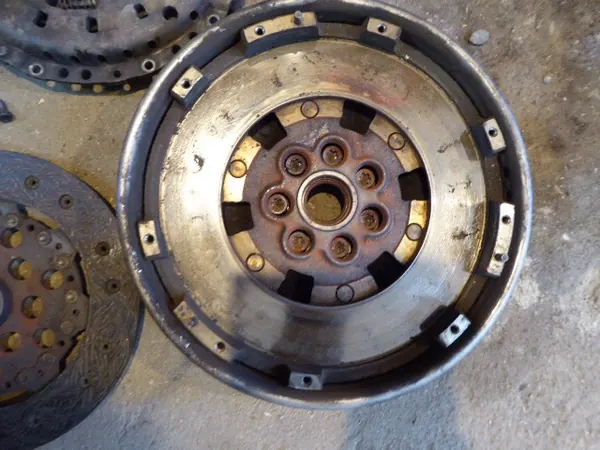 RENAULT ESPACE IV 02-06 Kytkinpainelevy 1.9 DCI image 3