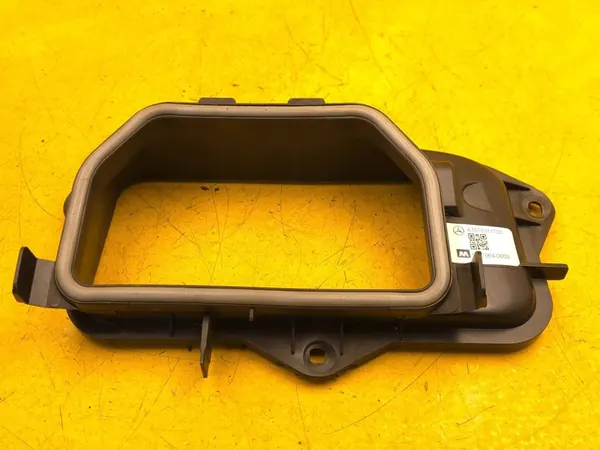 Mercedes-Benz GLE W167 2021 Boîtier Filtre Habitacle image 1