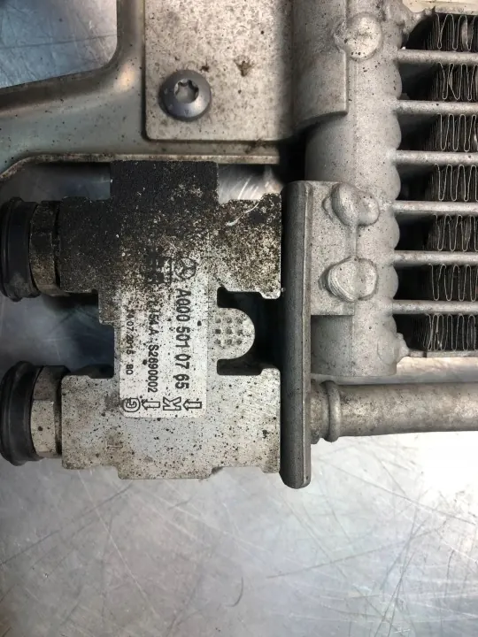 Refroidisseur d'huile boîte Mercedes OEM A0005010765 image 5