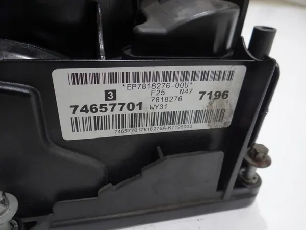 Tampa de Válvula BMW 7810584 image 5