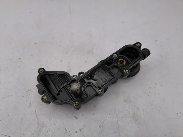 Ölabscheider Audi Q3 F3 2019 OEM 05E103495J image 3