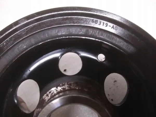 Ford OE GK3Q-6B319-AB Polia image 4