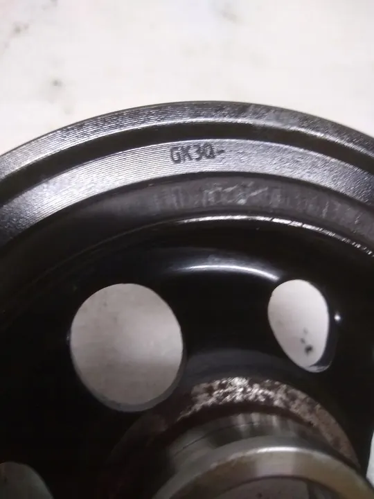 Ford OE GK3Q-6B319-AB Polia image 5