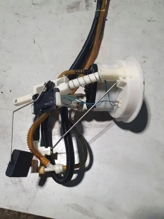 Polttoainepumppu OEM 002908 BMW 3 Touring E91 2.0L image 2