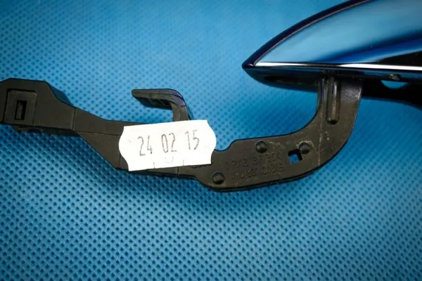 Höger fram-/bakdörrhandtag Audi OEM 4H0837206B image 8