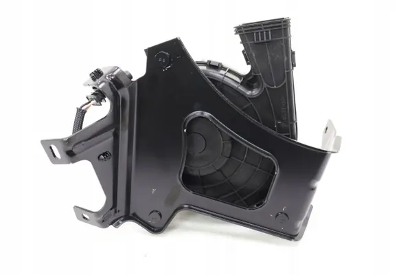 Maserati Grecale Lämmityspuhallin OEM 06701564310 image 3