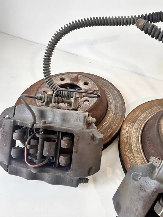 Conjunto de disco e pinças de freio traseiro Audi Q7 4L 2009 7L6 615 423 L image 3