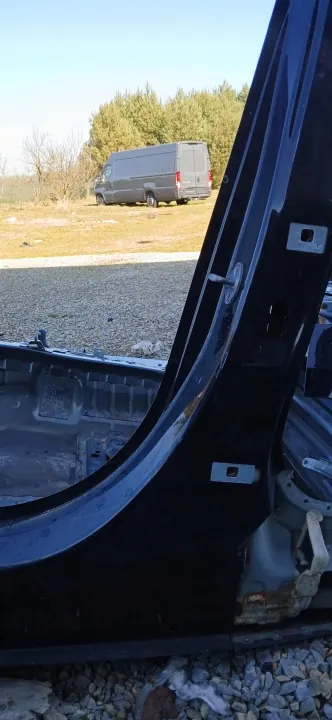 BMW 3 G20 G21 Vasen Kynnys OEM Käytetty Osat image 4