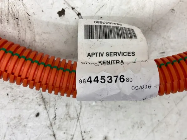 OEM 9844537680 Latauspistoke - Käytetty image 4