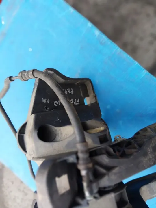 OEM Fiat Fiorino III Pedaler - Koppling & Broms image 3