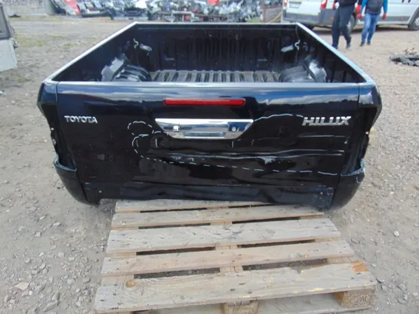 OEM PAKAZABUDOWAHILUX Plancher de Chargement Toyota Hilux 2018+ image 10