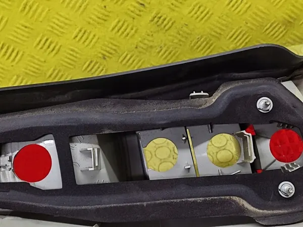 LAMPE ARRIÈRE DROITE RENAULT MEGANE II KOMBI image 6