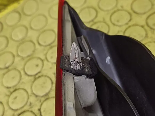 LAMPE ARRIÈRE DROITE RENAULT MEGANE II KOMBI image 8